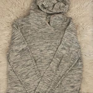 AKINI hooded sweater
